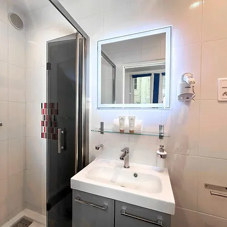 Welcoming Near The Louvre Apartament Paryż