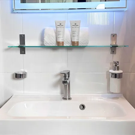 Apartament Welcoming Near The Louvre Paryż