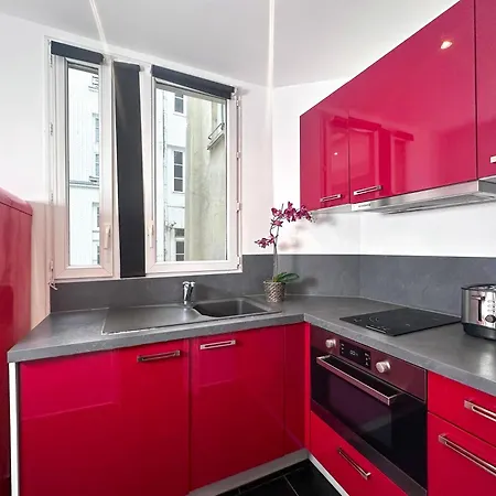 Welcoming Near The Louvre Apartament *